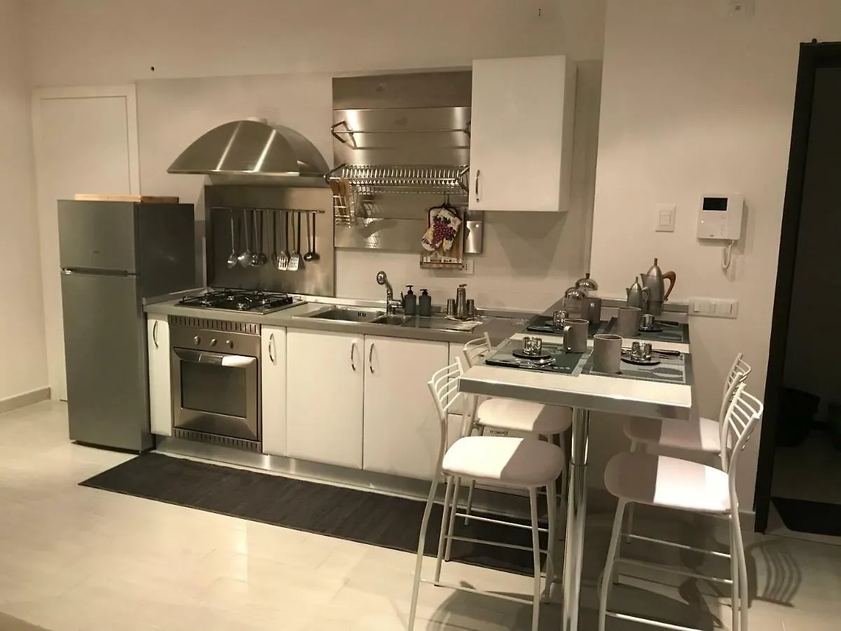 Bari Lory'S Home איטליה
