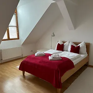 apartments-near-rathaus.vienna-besthotels.com/