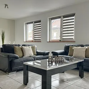 https://villa-gohyssart-51b-2-bruxelles-charleroi-airport.brusselshotelsbook.com